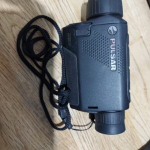 Pulsar Axion key XM30 hitasjónauki