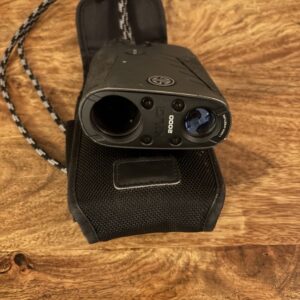 Sig Sauer Kilo 2000 fjarlægðar mælir