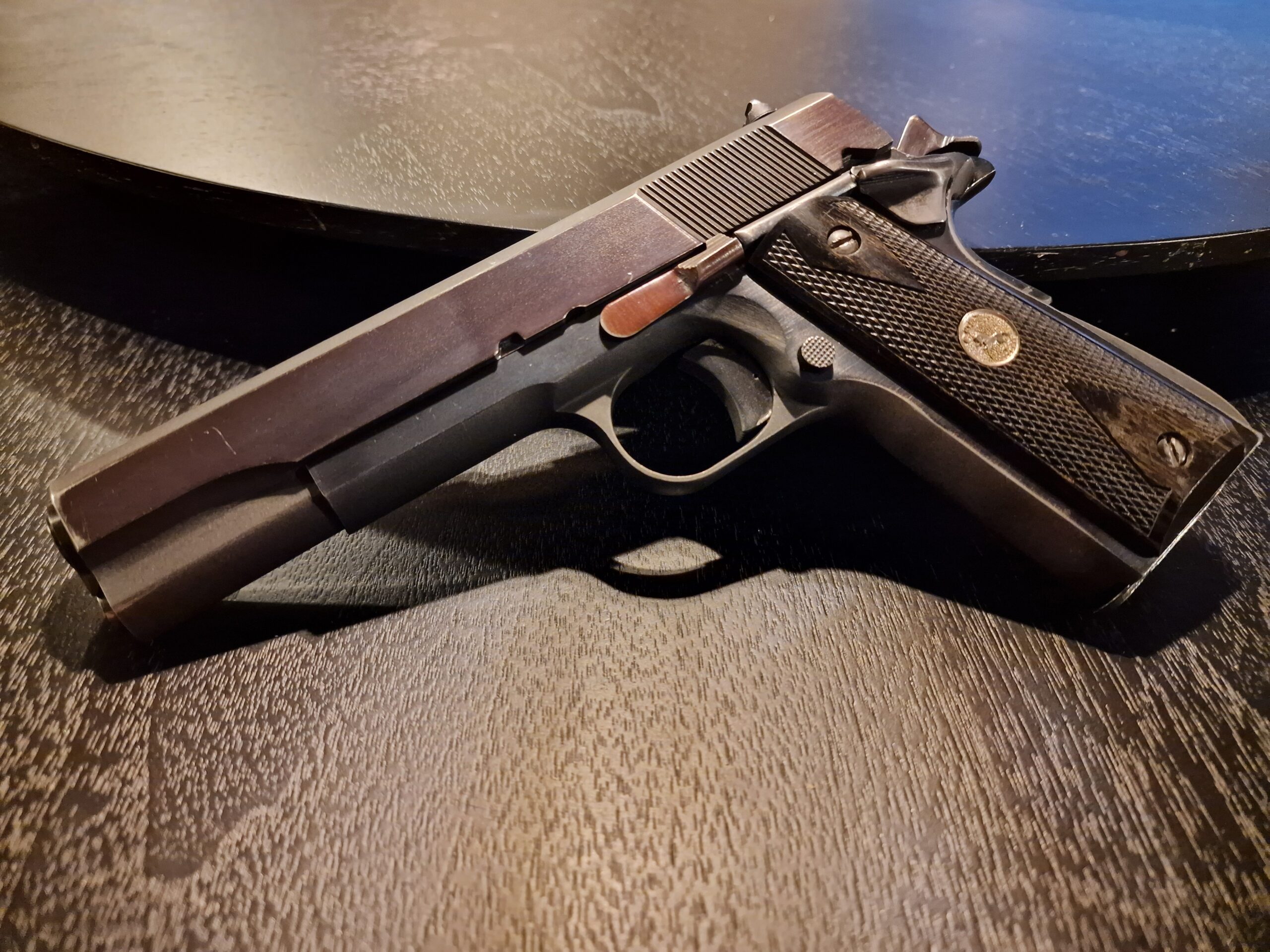 Auto Ordnance 1911 A1 .45 acp skammbyssa - Image 2