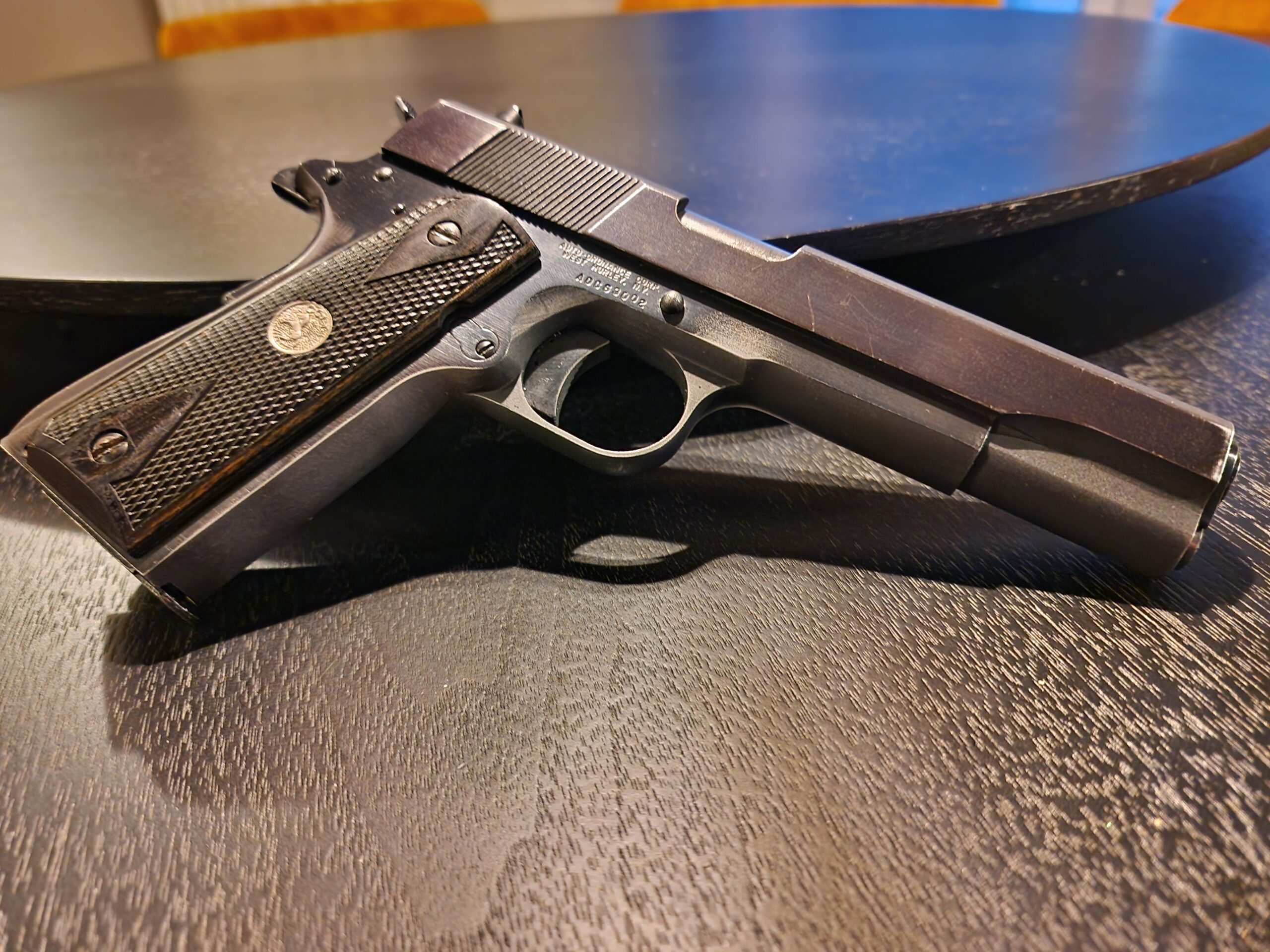 Auto Ordnance 1911 A1 .45 acp skammbyssa - Image 4