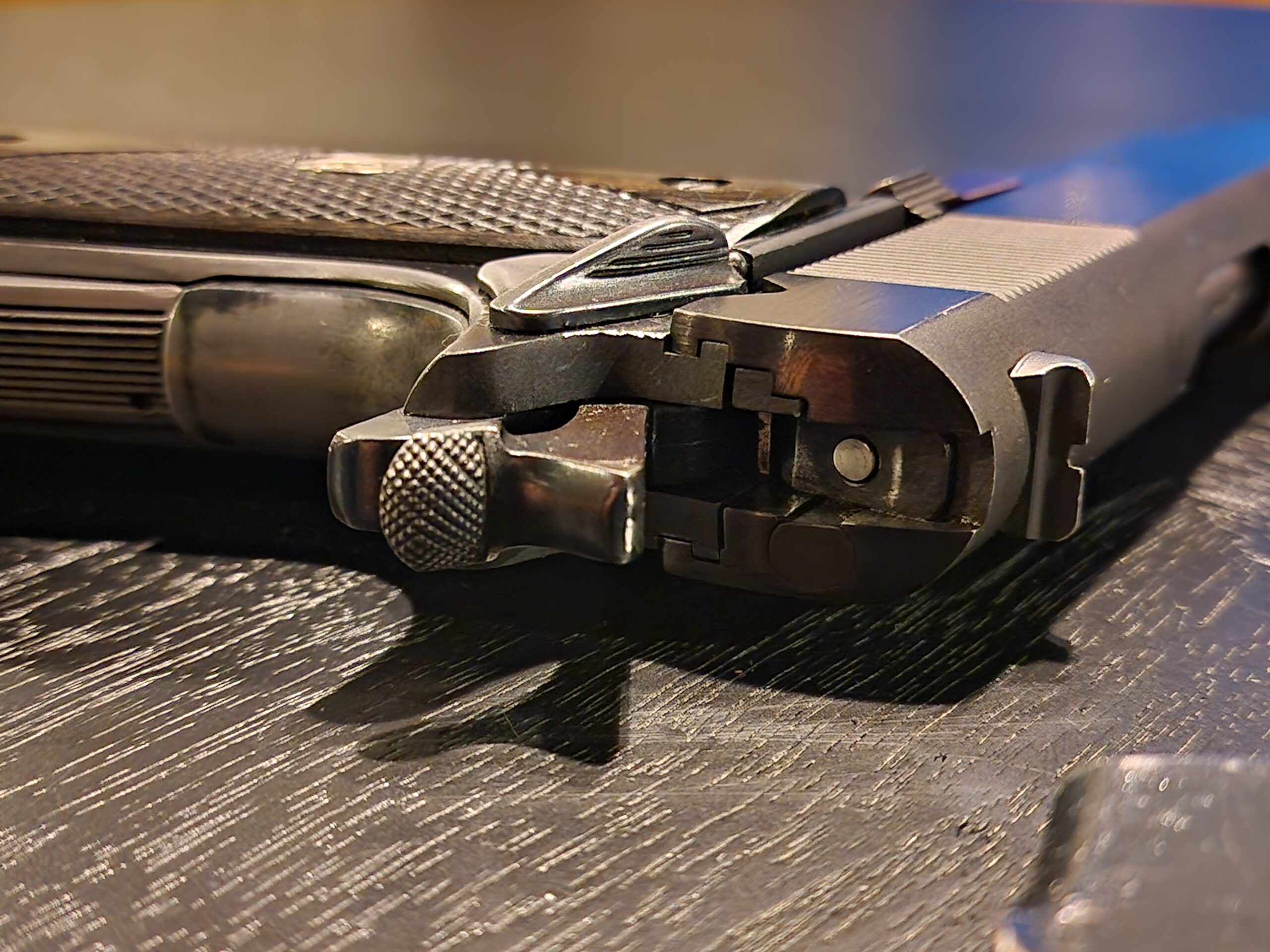 Auto Ordnance 1911 A1 .45 acp skammbyssa - Image 10