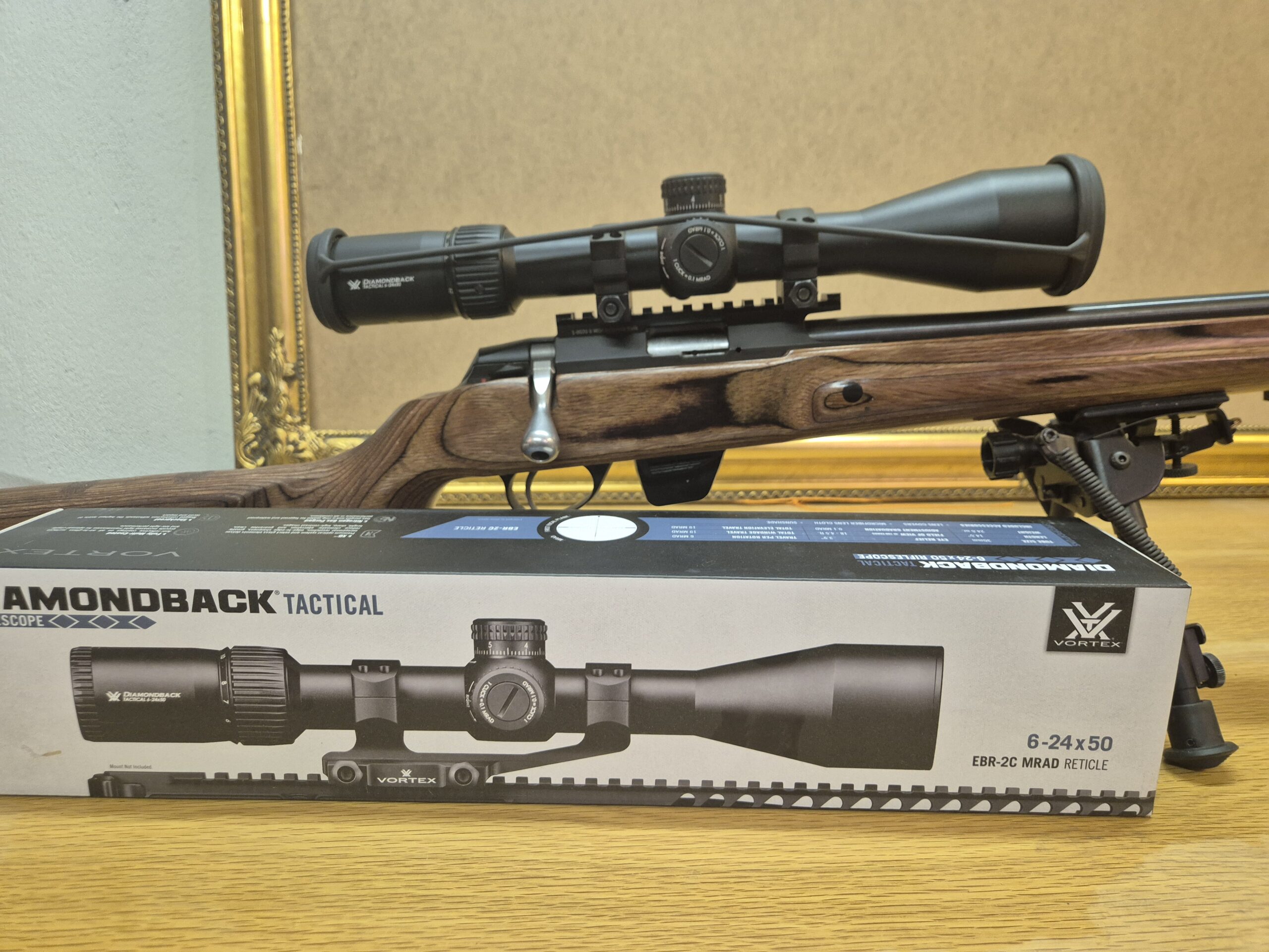 Vortex Diamondback Tactical 6-24X50 FFP MRAD sjónauki