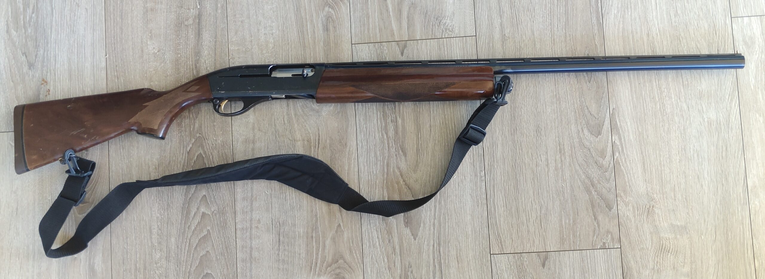 Remington 11-87 Premier 12 Gauge haglabyssa - Image 2