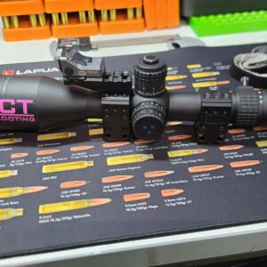 Delta Stryker 4.5-30X56 og Spuhr festingar ásamt reddot